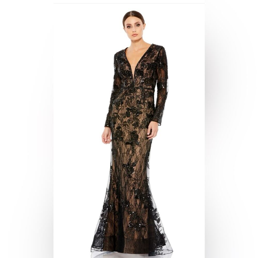 Mac Duggal Embellished Llong Sleeve Plunge Neck Trumpet Gown 79351 size 12 NWT